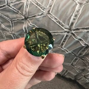 Seafoam green Polka dot alchemia prong ring